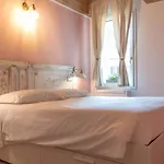 Le Di Olivia